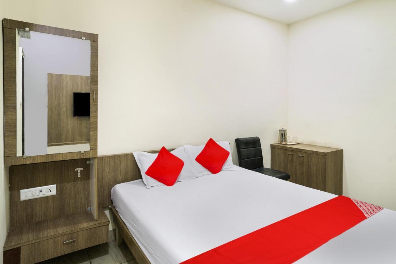 Oyo Flagship Pawan Park Otel Vellore Dış mekan fotoğraf